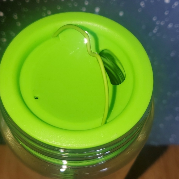 Water.  Bottle - Picture 8 of 9